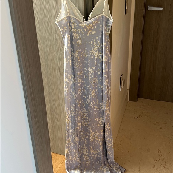 NWT Rumored Daytona Maxi Dress in baby's breath floral blue white XL - Picture 7 of 13